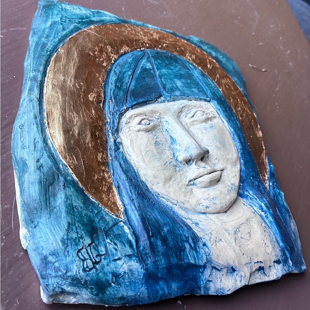 Signed Ceramic Relief Sculpture Plaque of The Virgin Mary Gold Turquoise Cream - Picture 3 of 8